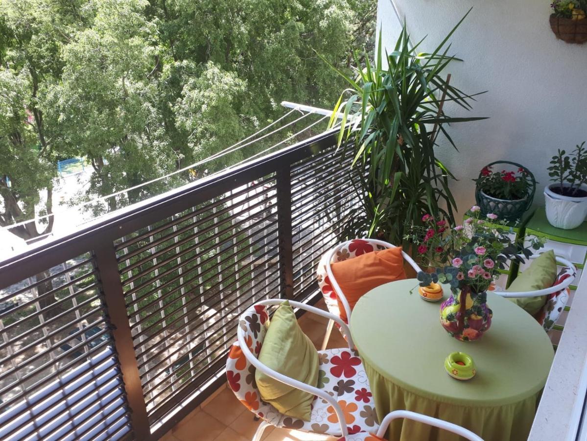 Navis Split Apartment ภายนอก รูปภาพ